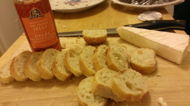 Friday Recipe: Baguette and Brie Appetizers