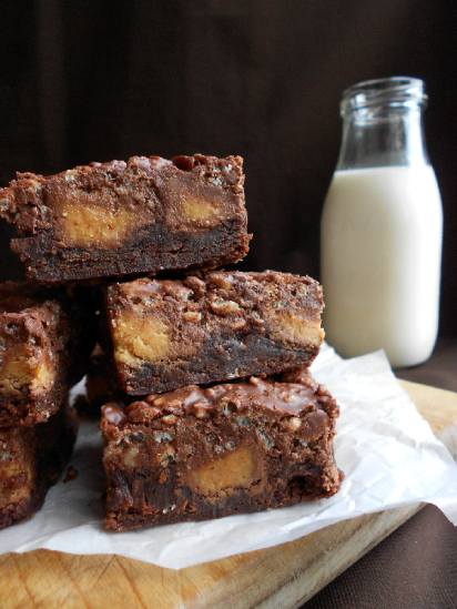 peanut-butter-cup-crack-brownies